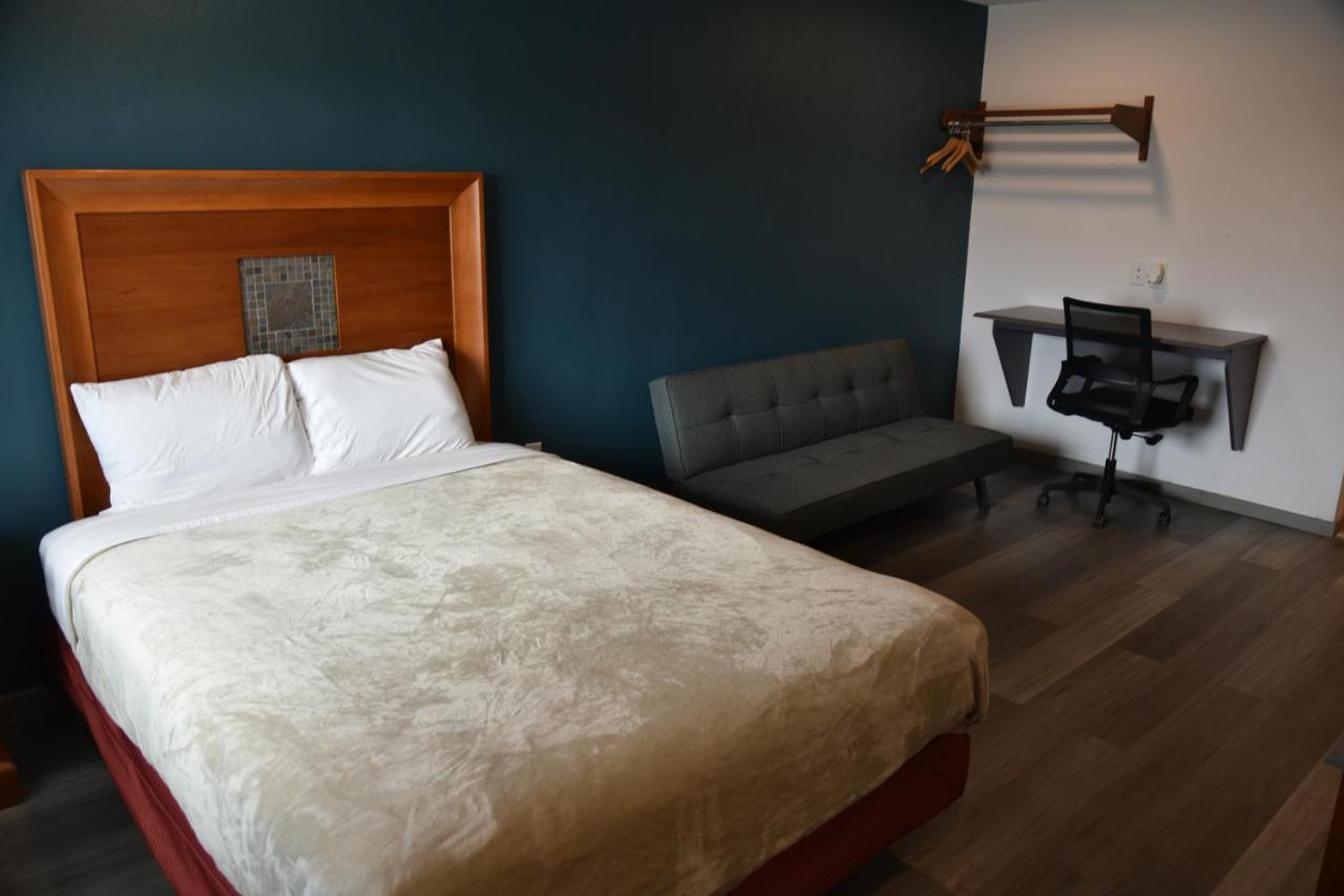 Snyder Town Place Studio Apartment מראה חיצוני תמונה